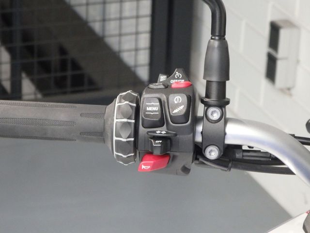 bmw - f-750-gs