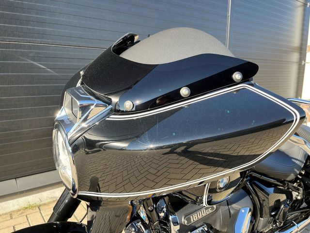 bmw - r-18-b
