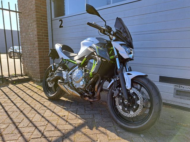 kawasaki - z650-abs