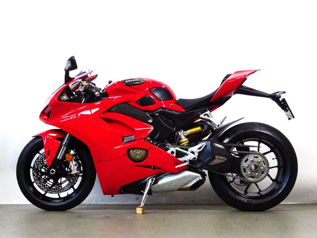ducati - panigale-v4