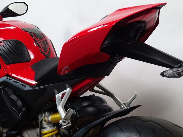 ducati - panigale-v4