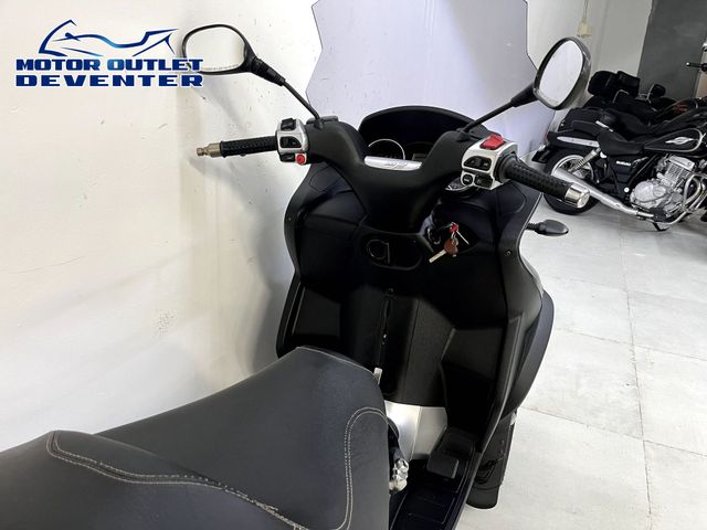 piaggio - mp3-400-lt