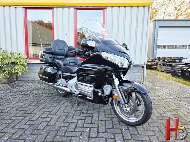 honda - gl-1800-goldwing