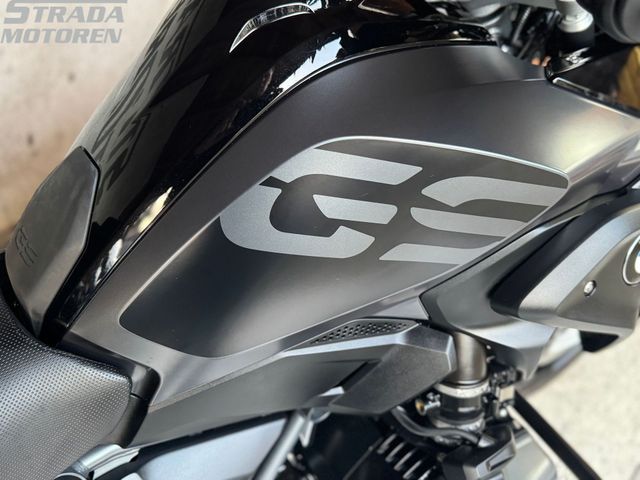 bmw - r-1250-gs-triple-black