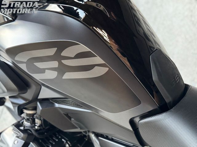 bmw - r-1250-gs-triple-black