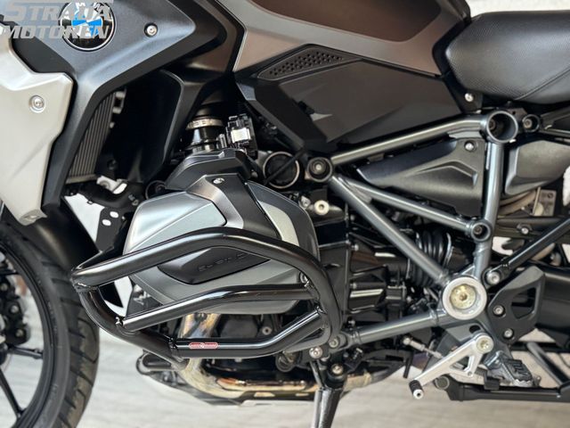 bmw - r-1250-gs-triple-black