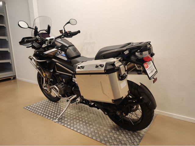 triumph - tiger-1200-rally-pro