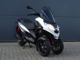 PIAGGIO MP3 300 HPE SPORT