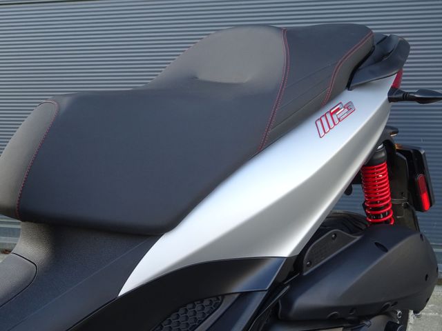 piaggio - mp3-300-hpe-sport