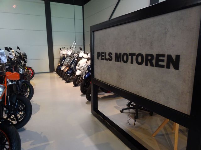 piaggio - mp3-300-hpe-sport