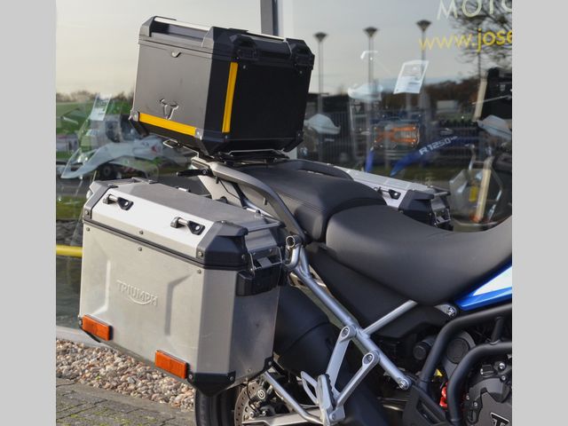 triumph - tiger-900-gt-pro