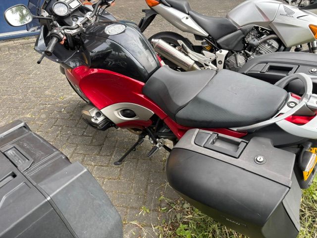 bmw - r-1200-st