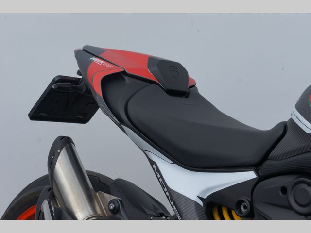 ducati - monster-plus