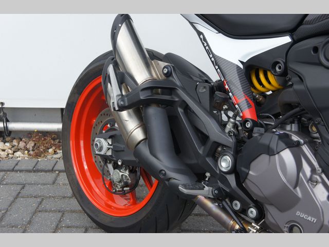 ducati - monster-plus