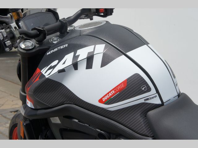 ducati - monster-plus