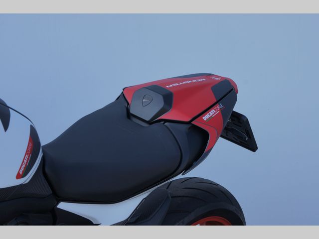ducati - monster-797--