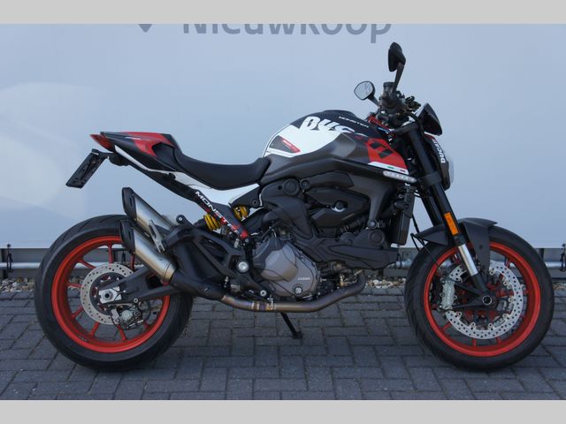 ducati - monster-797--