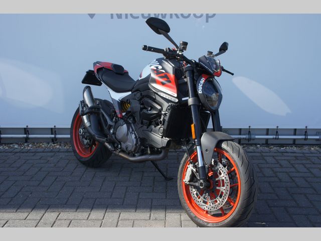ducati - monster-797--