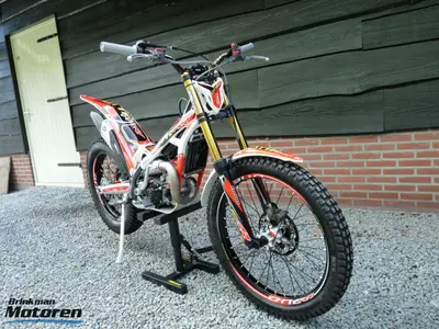 TRS MOTORCYCLES TRRS ONE RR – foto 2