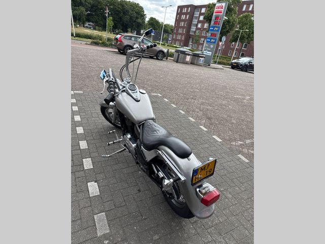 kawasaki - vn-800-classic