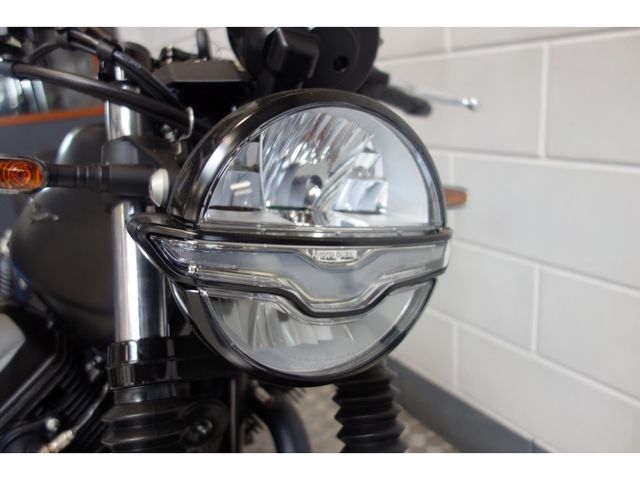 moto-guzzi - v-7