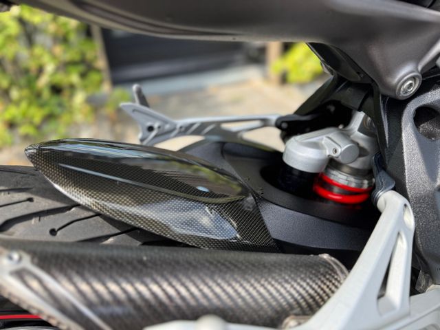 mv-agusta - brutale-800-rr