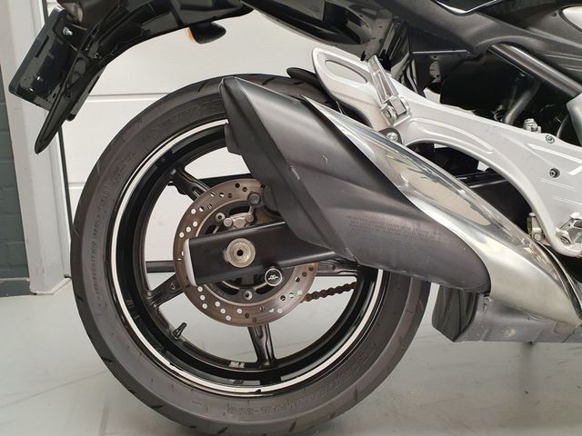 suzuki - sfv-650-gladius-abs