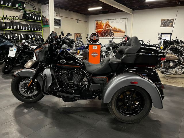 harley-davidson - tri-glide-ultra-classic-flhtcutg