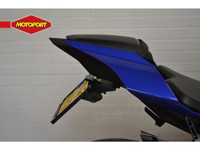 yamaha - yzf-r1