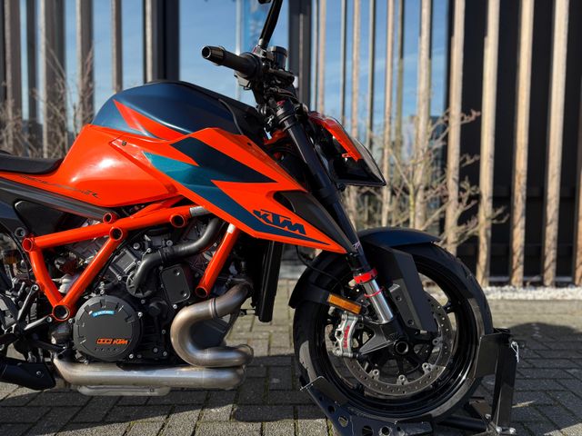 ktm - 1290-super-adventure-r