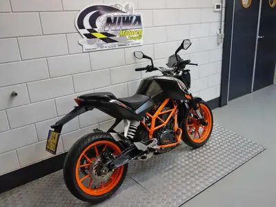 KTM 390 DUKE ABS – foto 2