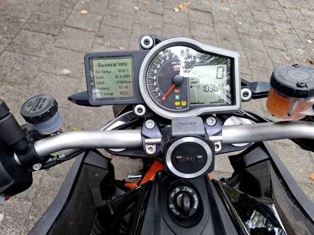 ktm - 1290-super-duke-r