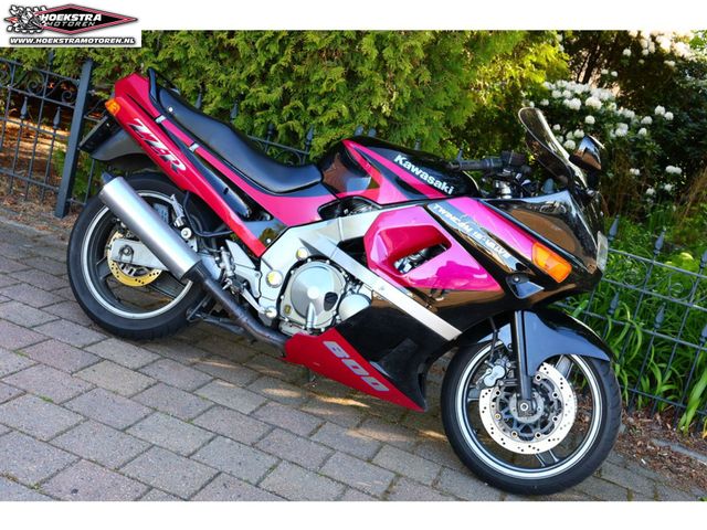 kawasaki - zzr-600