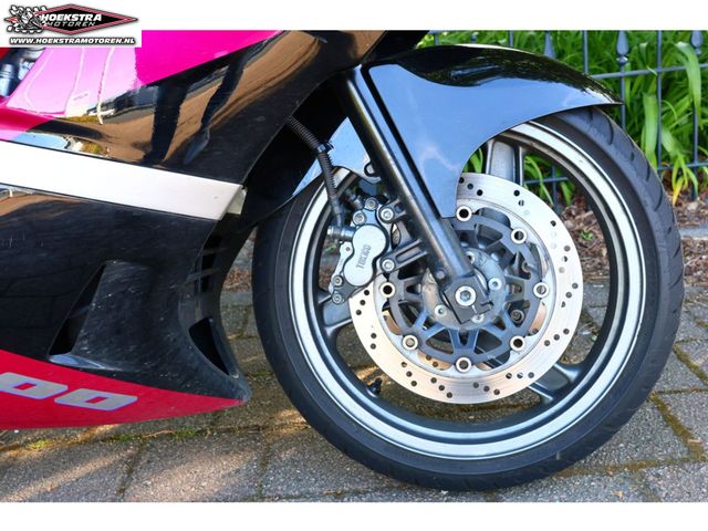 kawasaki - zzr-600