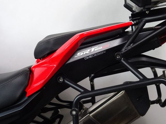 QJMOTOR - srt-800-sx-touring