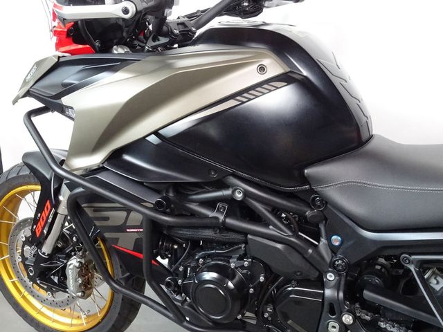 QJMOTOR - srt-800-sx-touring