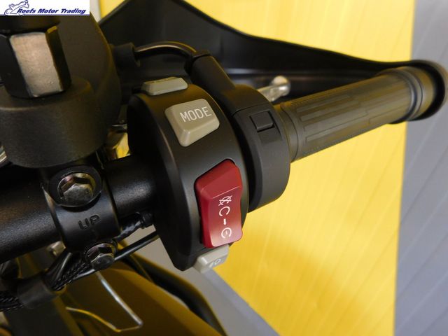 voge - ds-800-x-rally
