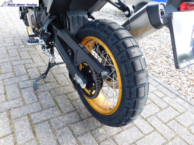 voge - ds-800-x-rally