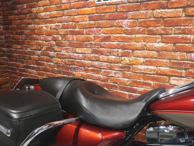 harley-davidson - road-king-classic-flhrc