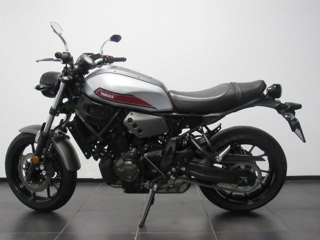 yamaha - xsr-700-abs