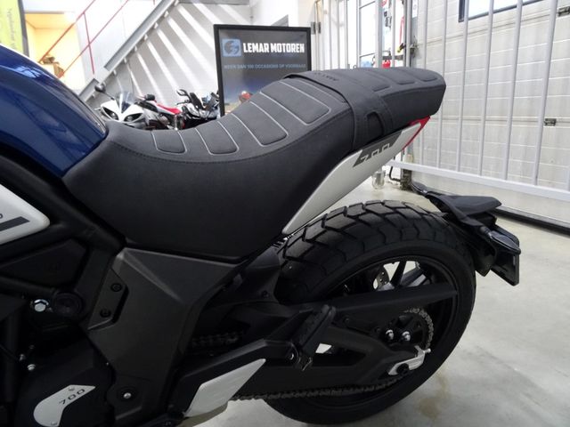 cfmoto - 700-cl-x-heritage