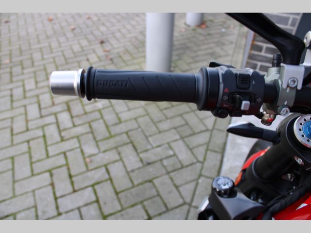 ducati - monster-1200-r