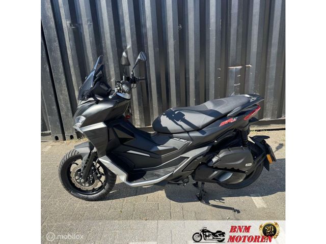 aprilia - sr-gt-200