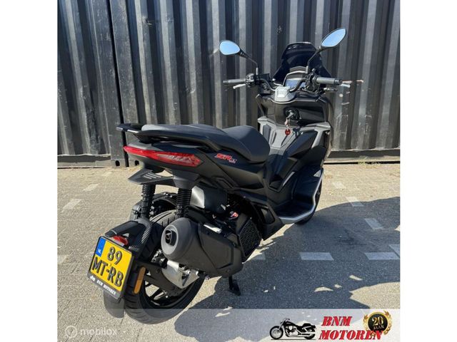 aprilia - sr-gt-200