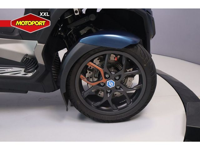 piaggio - mp3-530-hpe-advance-exlusive