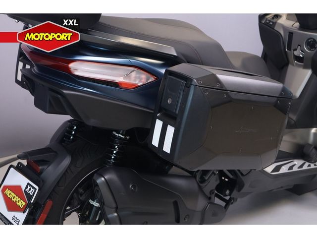 piaggio - mp3-530-hpe-advance-exlusive