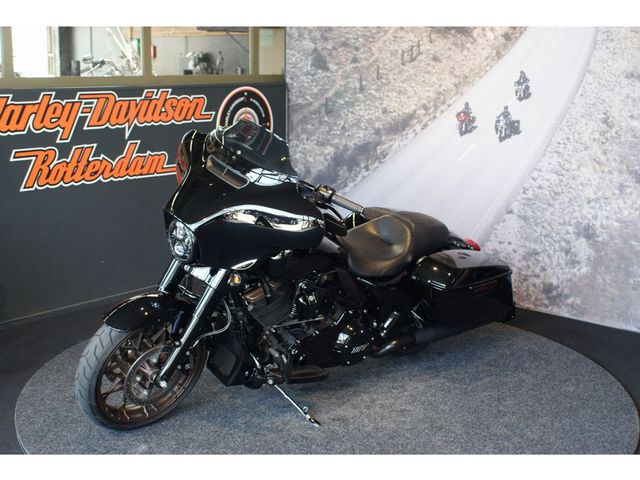 harley-davidson - street-glide-st-flhxst