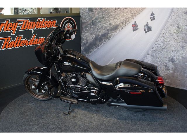 harley-davidson - street-glide-st-flhxst