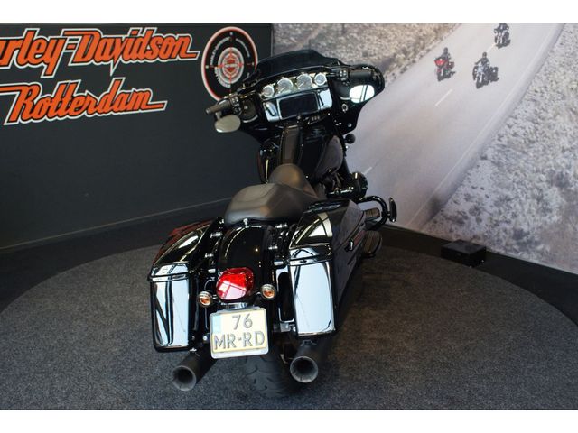 harley-davidson - street-glide-st-flhxst