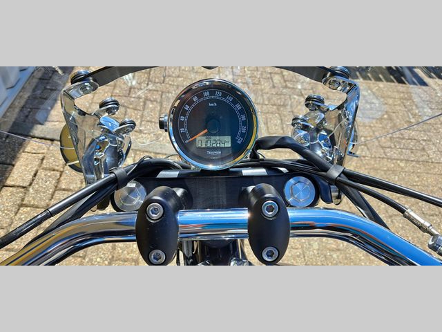 triumph - speedmaster